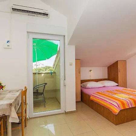 Apartment Sandra Mandre