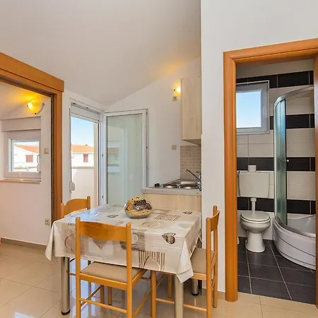 Sandra Apartment Mandre